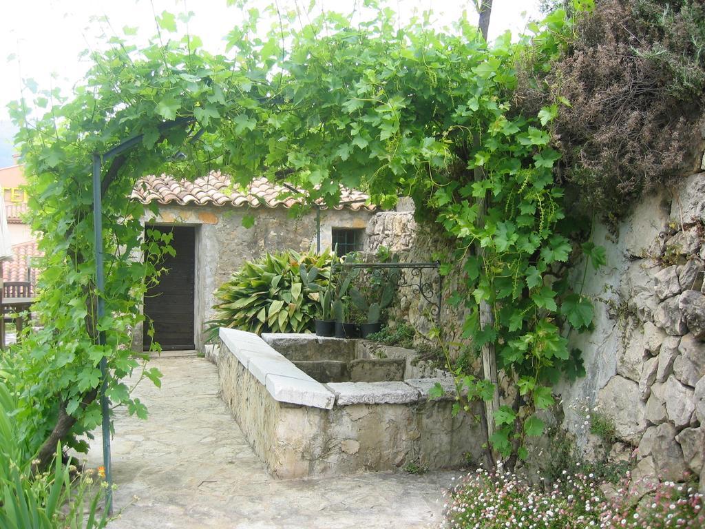 Mas De Vence - Hotel-Restaurant Eksteriør bilde
